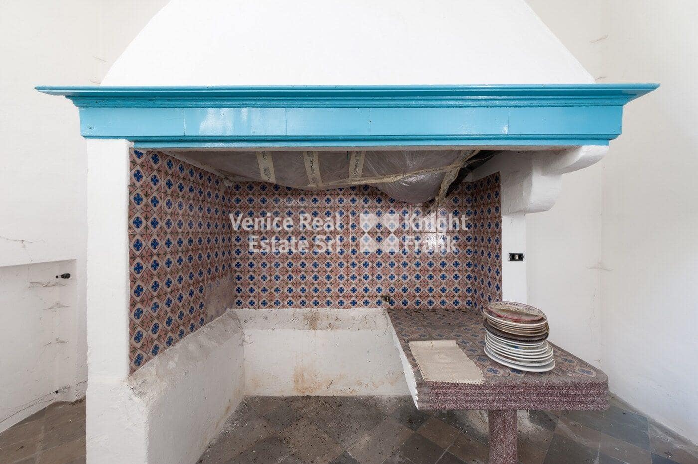 Portion of Period Villa in Mirano, Venice Countryside