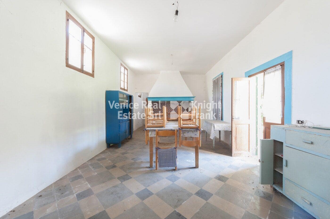 Portion of Period Villa in Mirano, Venice Countryside