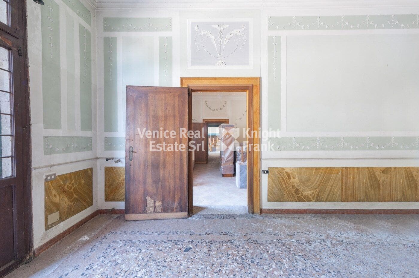 Portion of Period Villa in Mirano, Venice Countryside