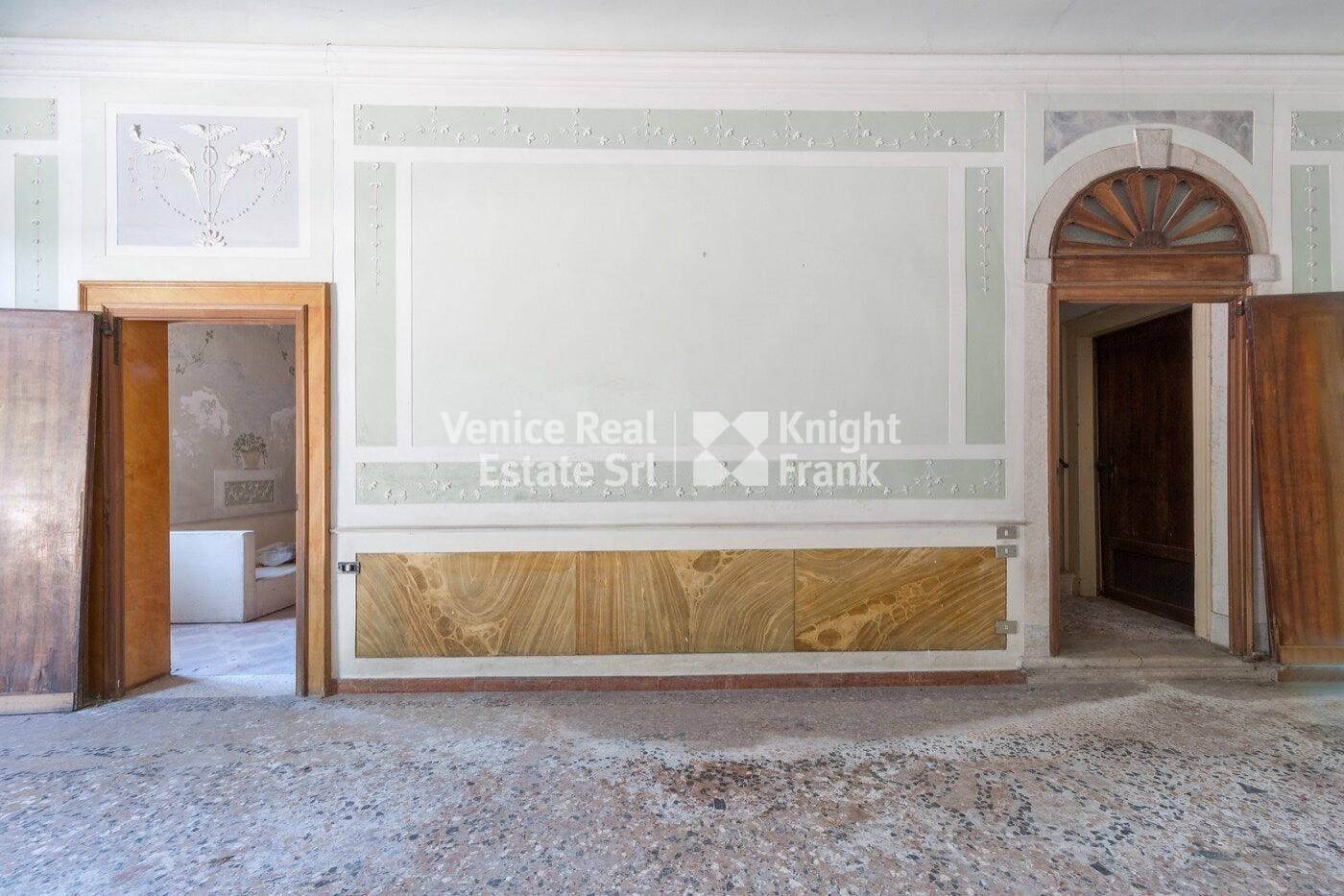 Portion of Period Villa in Mirano, Venice Countryside