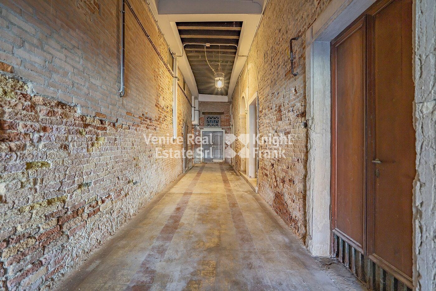 Unique Historical Apartment on the Grand Canal