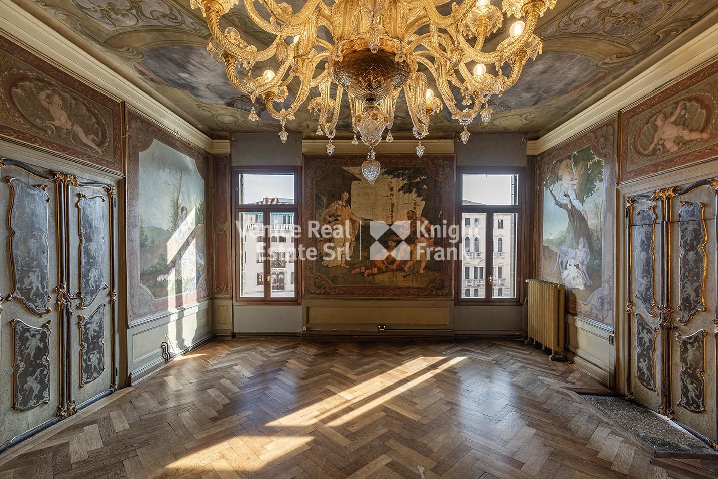 Prestigious, Historic Property with Frescoes, San Marco Venice