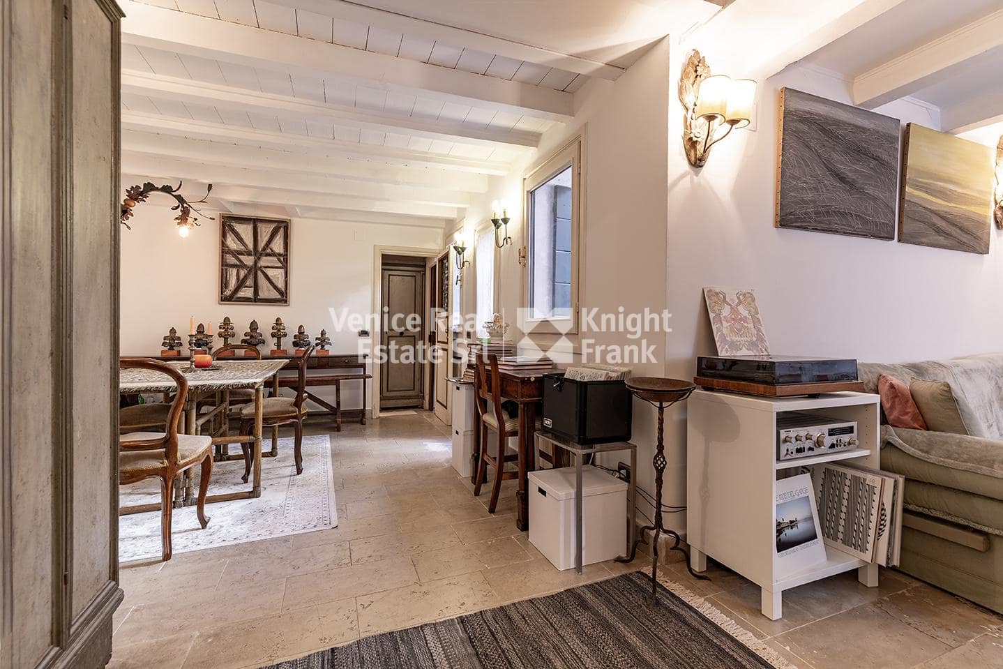 Dorsoduro- two-storey flat, Venice