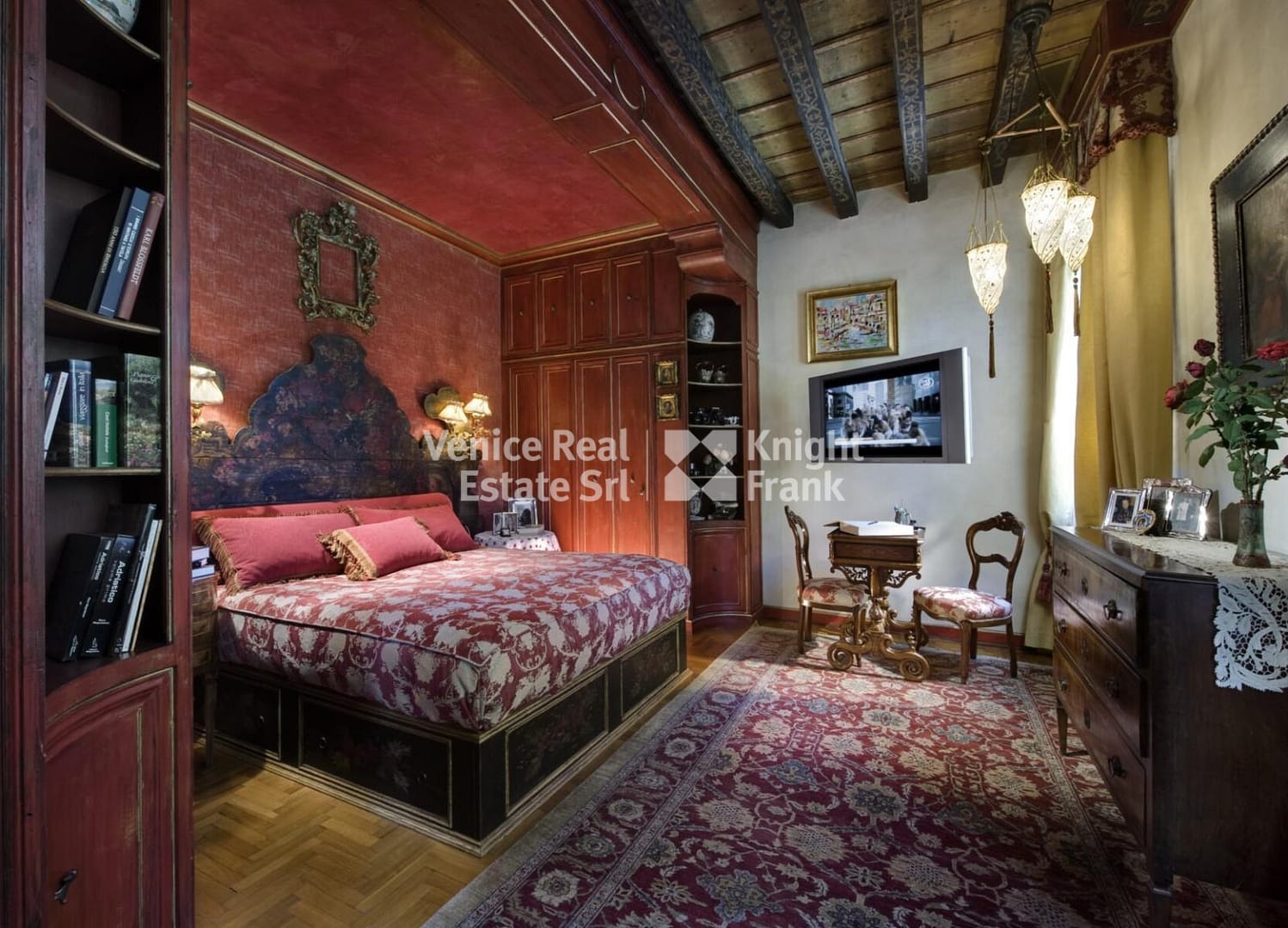 Historic Villa with Swimming Pool