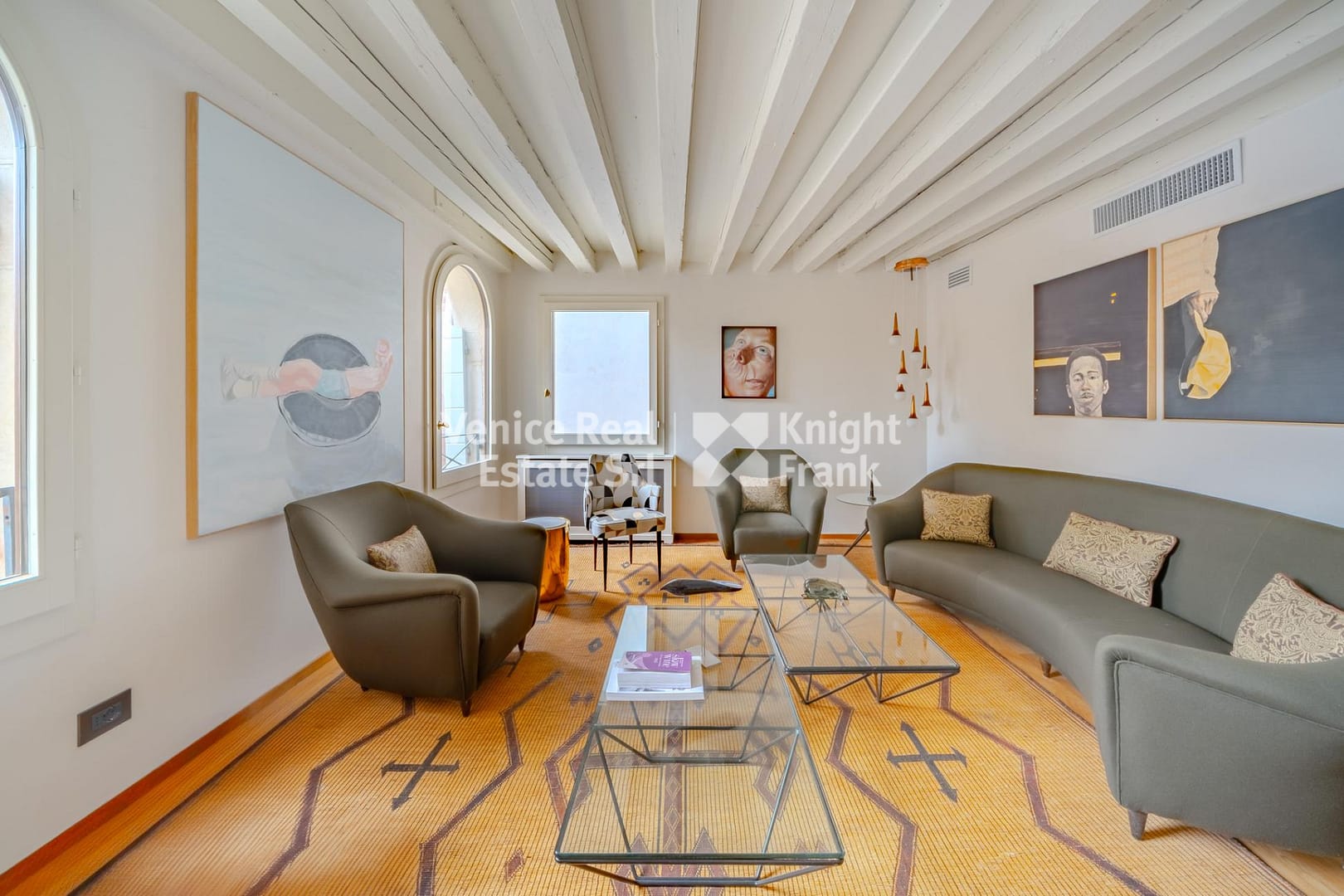 San Marco Property with a Stunning Rooftop Views, Venice