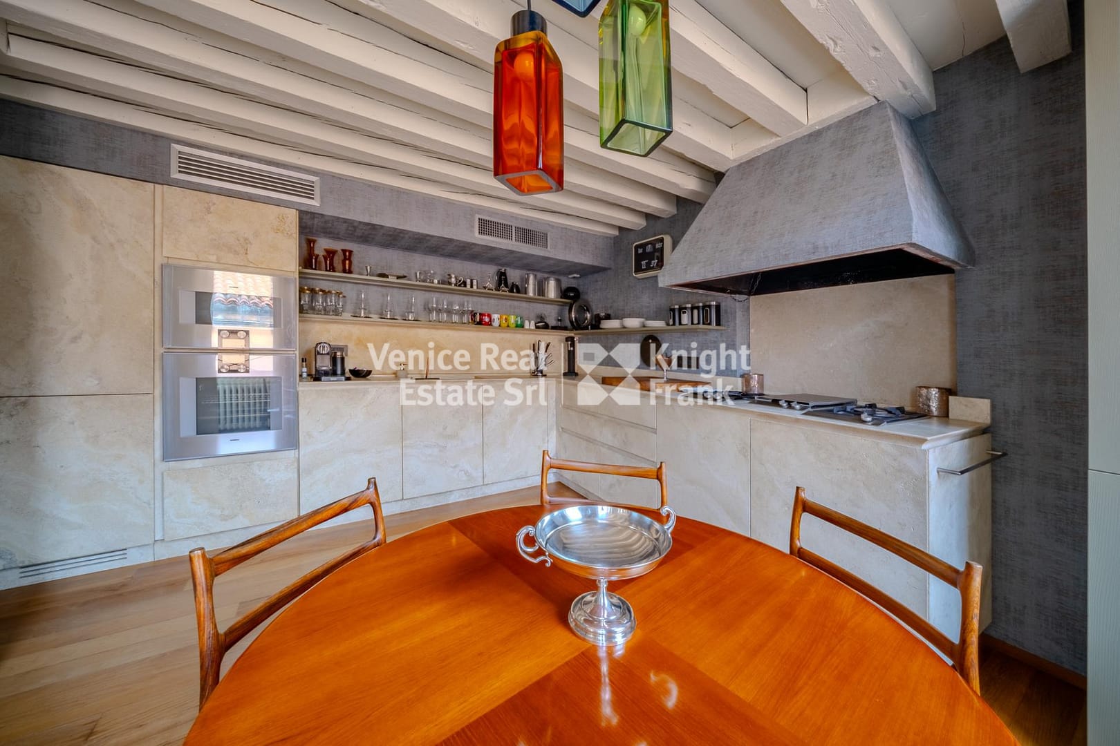 San Marco Property with a Stunning Rooftop Views, Venice