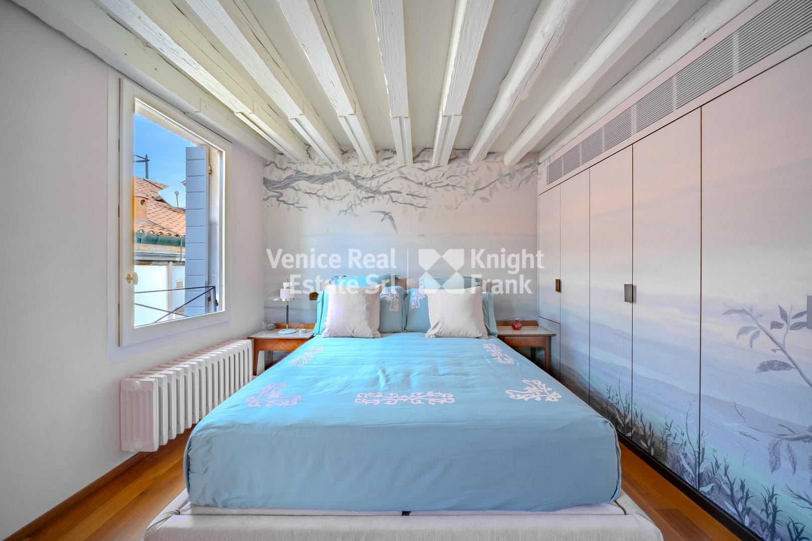 San Marco Property with a Stunning Rooftop Views, Venice