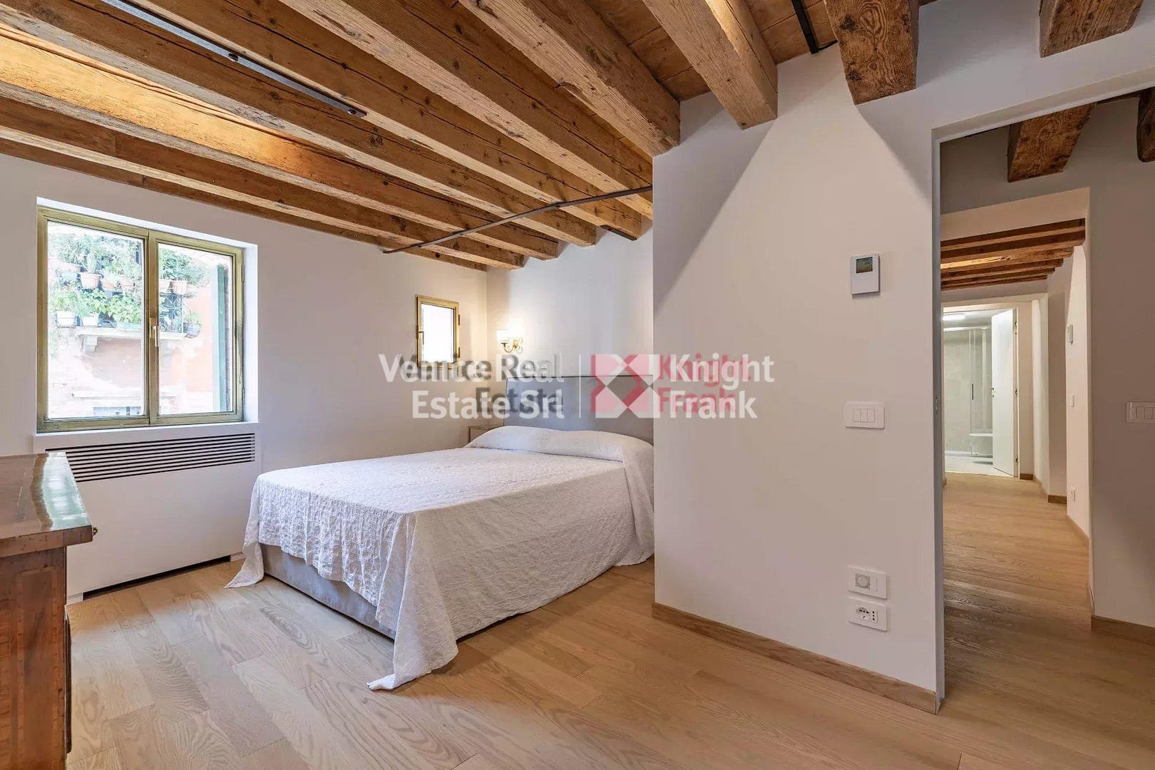 Completely renovated mezzanine