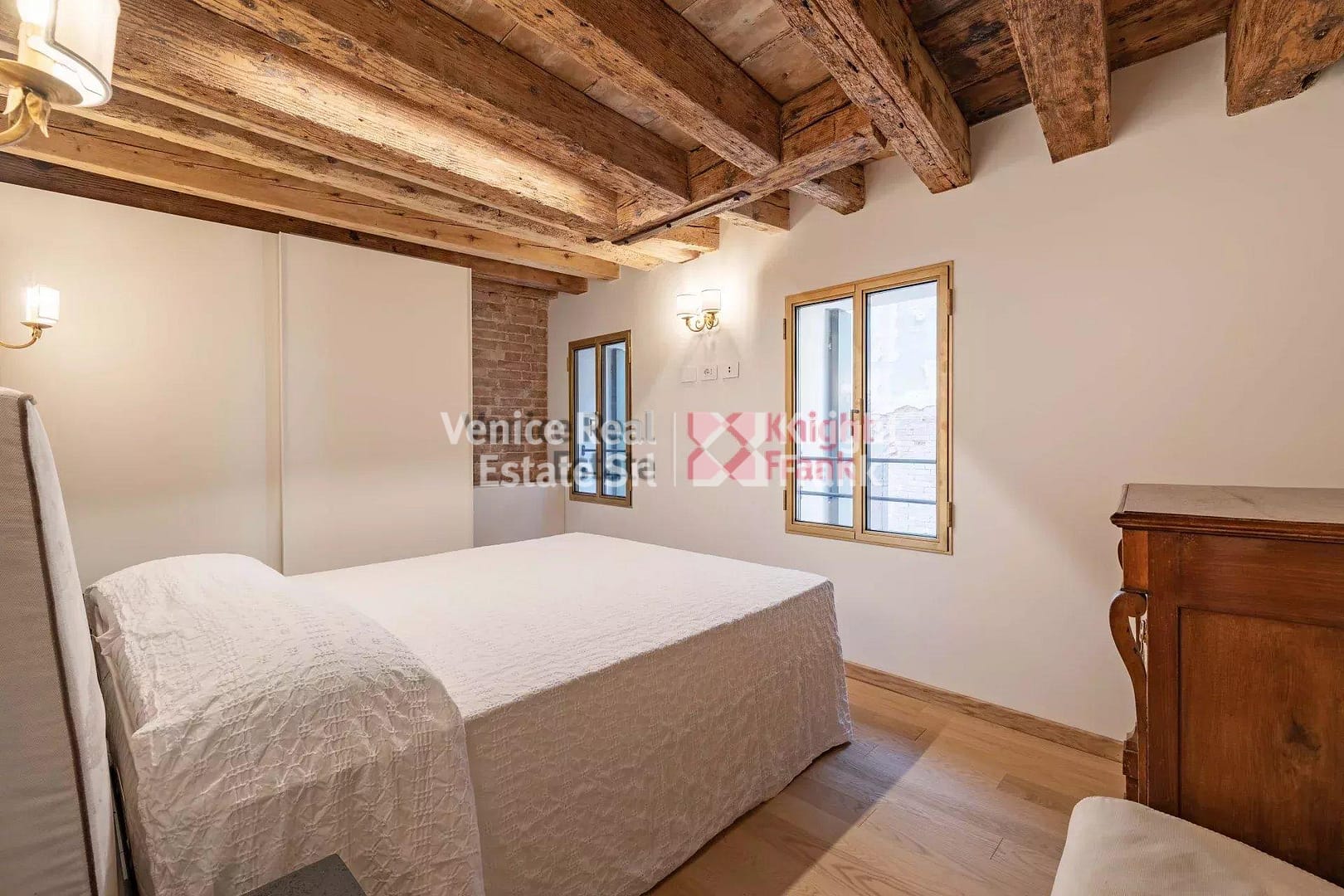 Completely renovated mezzanine