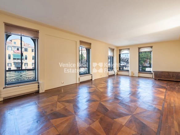 The Accademia Apartment