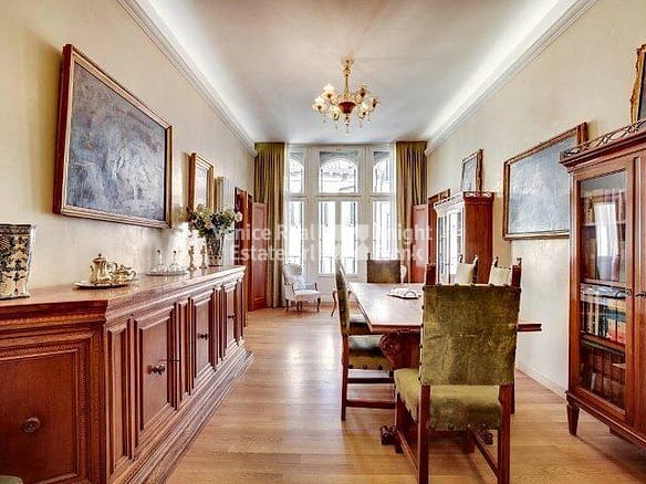 2venice real estate